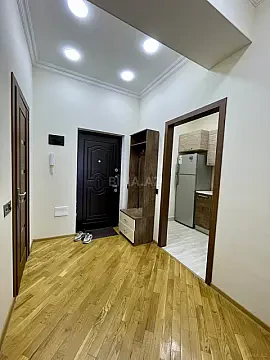Kirayə verilir 2 otaqlı mənzil 65 m²