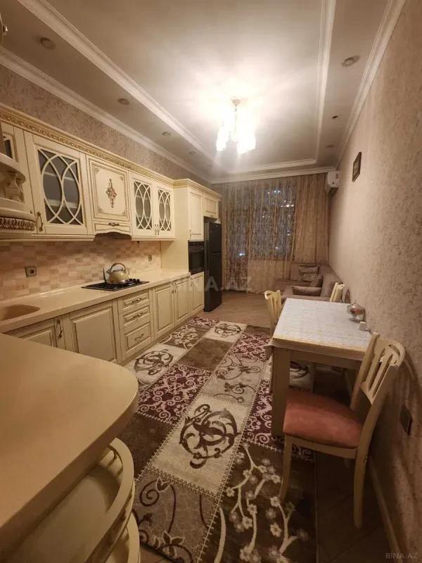 Kirayə verilir 3 otaqlı mənzil 120 m²