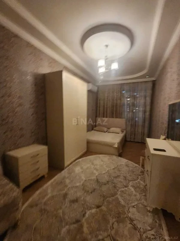 Kirayə verilir 3 otaqlı mənzil 120 m²