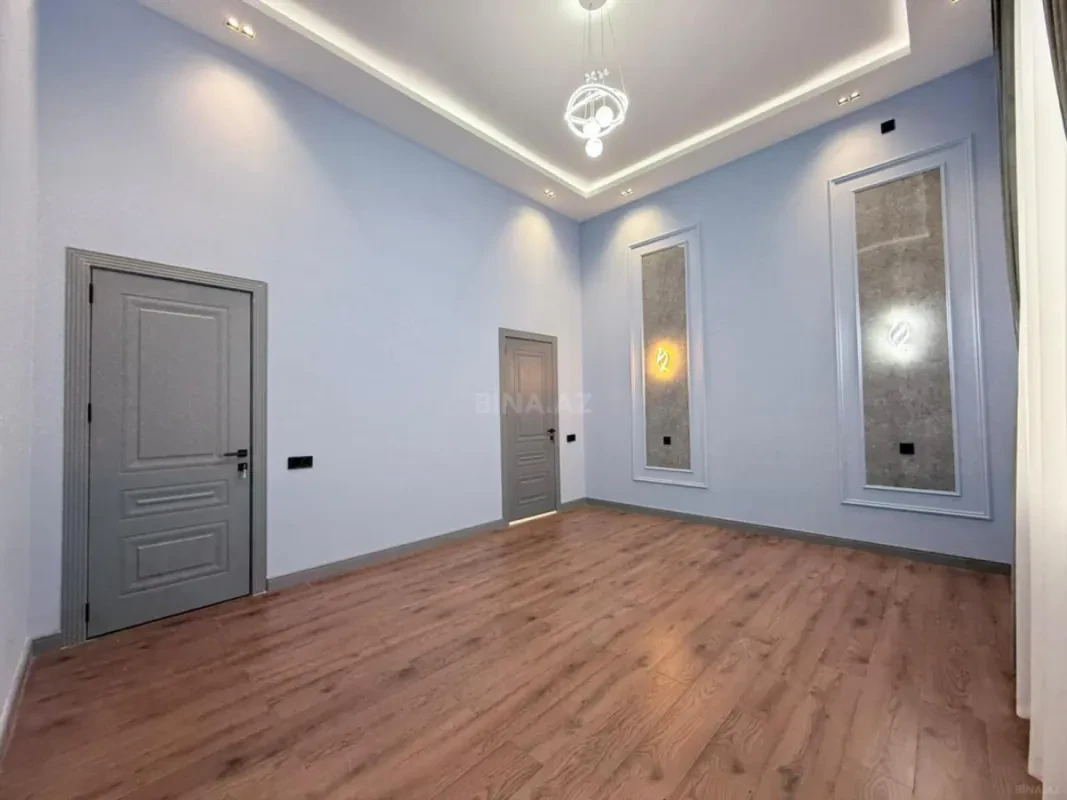 Satılır 4 otaqlı həyət evi 250 m²
