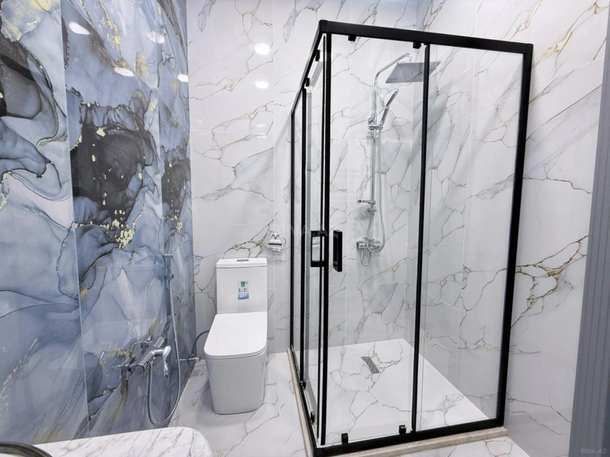 Satılır 4 otaqlı həyət evi 250 m²