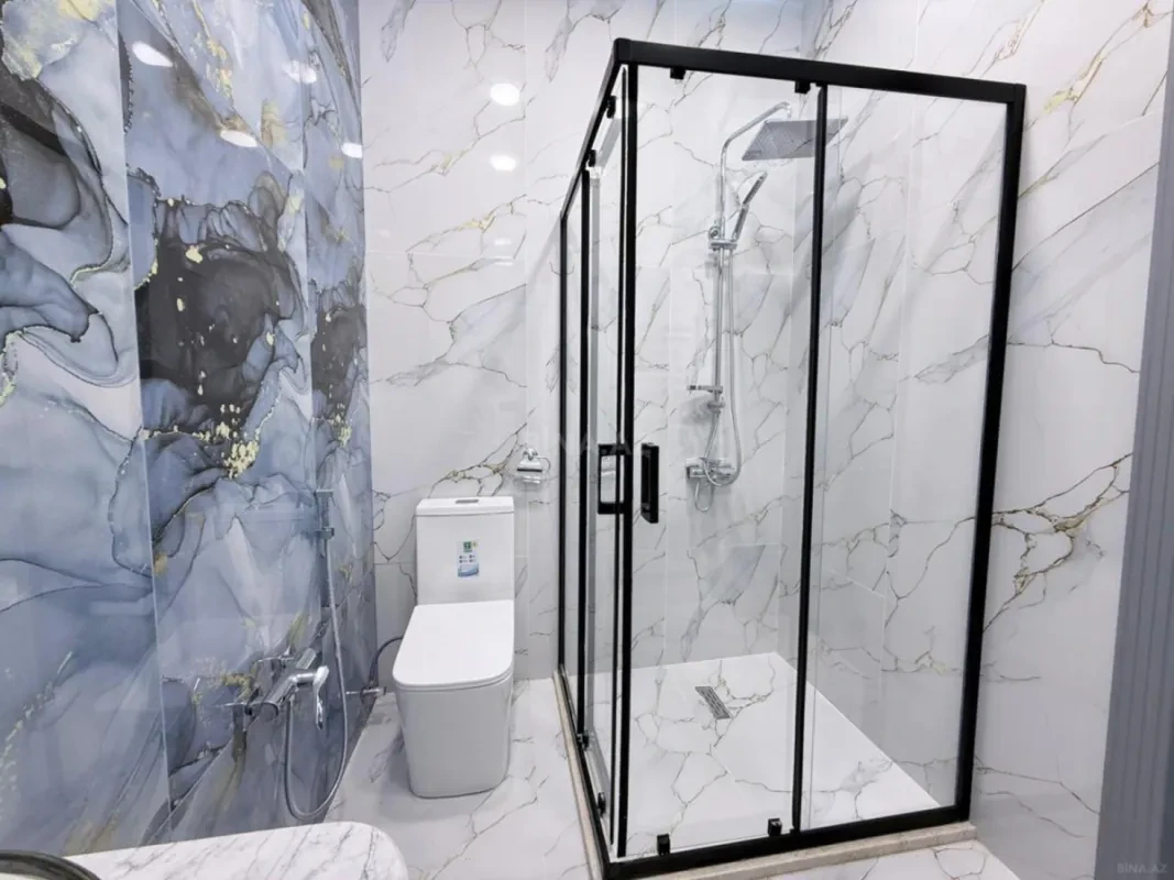 Satılır 4 otaqlı həyət evi 250 m²