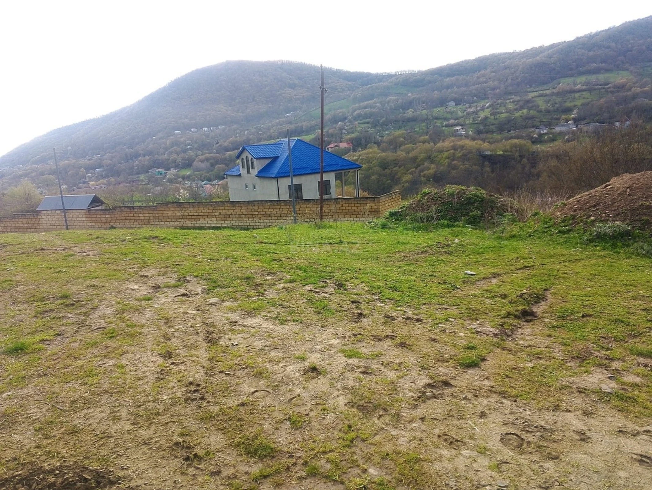 Satılır torpaq sahəsi 6 m²