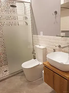 Satılır obyekt 1200 m²