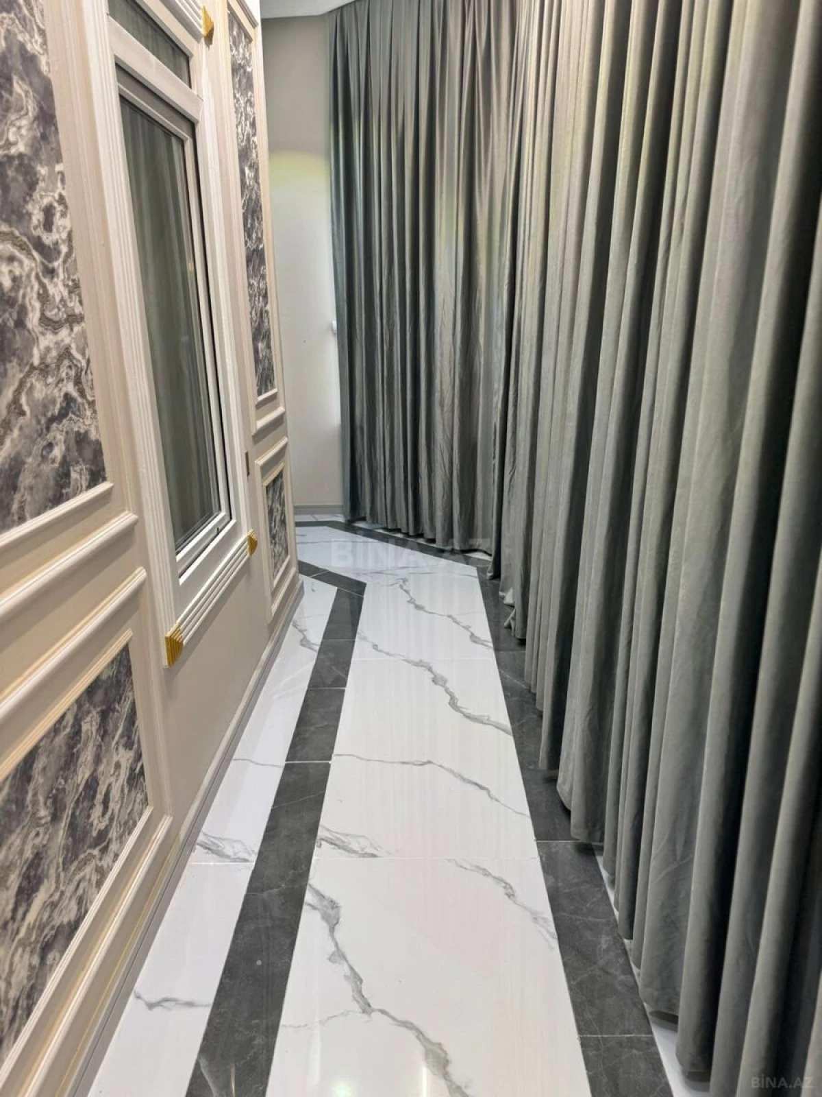 Satılır obyekt 1200 m²