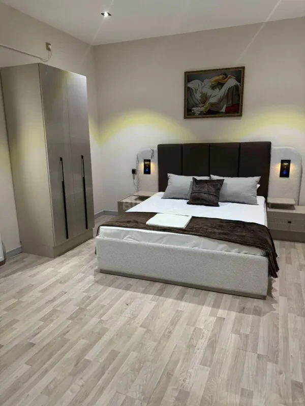 Satılır obyekt 1200 m²