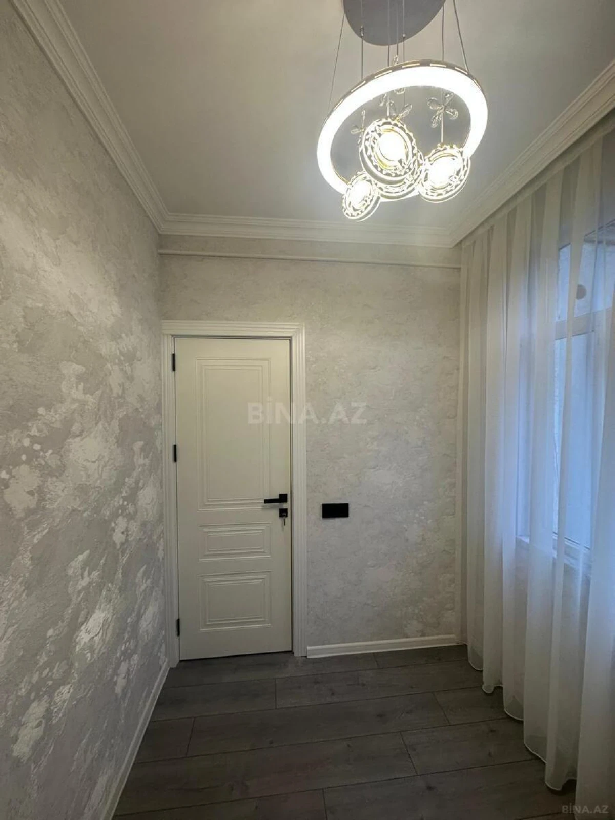 Satılır 3 otaqlı mənzil 57 m²