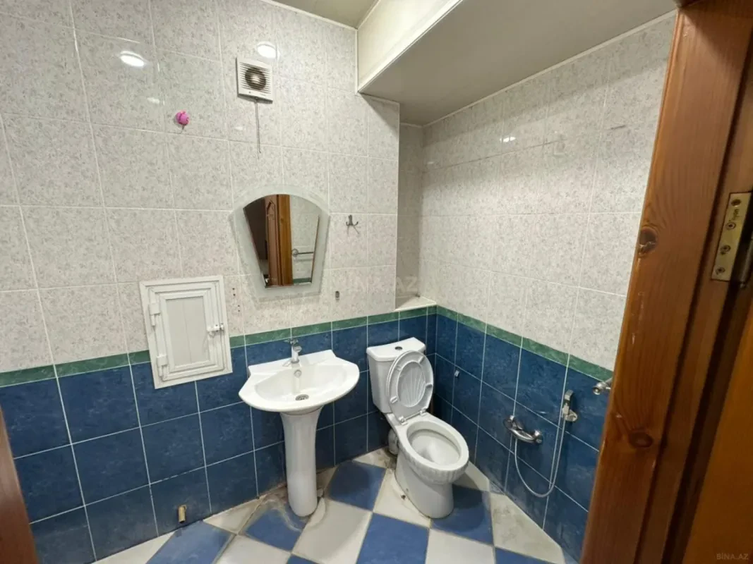 Kirayə verilir 2 otaqlı mənzil 76 m²