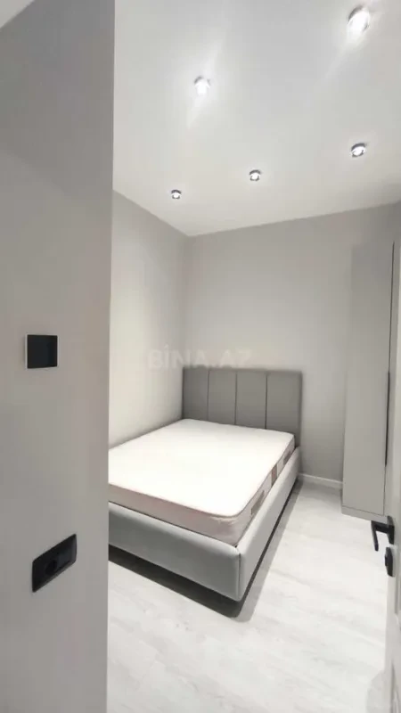 Satılır 3 otaqlı mənzil 95 m²