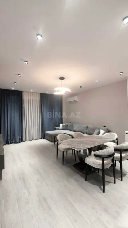 Satılır 3 otaqlı mənzil 95 m²