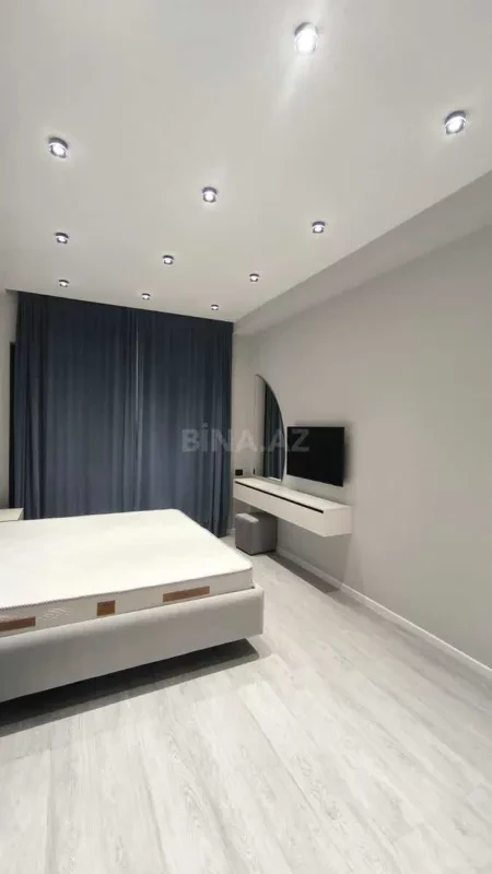 Satılır 3 otaqlı mənzil 95 m²