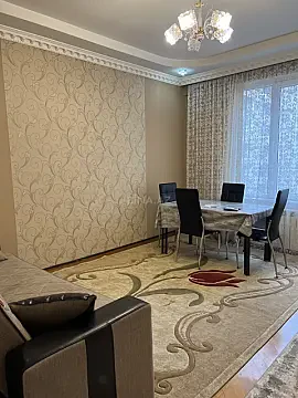 Kirayə verilir 2 otaqlı mənzil 65 m²