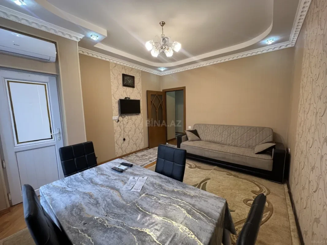 Kirayə verilir 2 otaqlı mənzil 65 m²