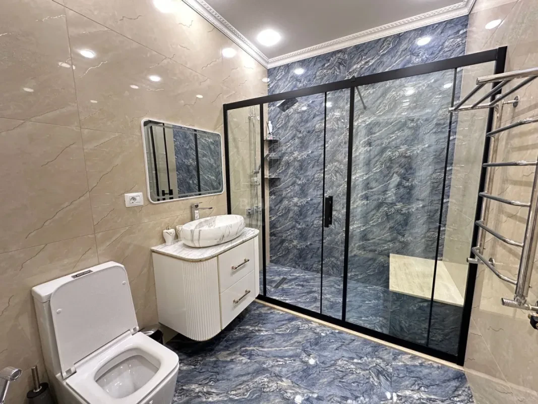 Satılır 3 otaqlı mənzil 120 m²