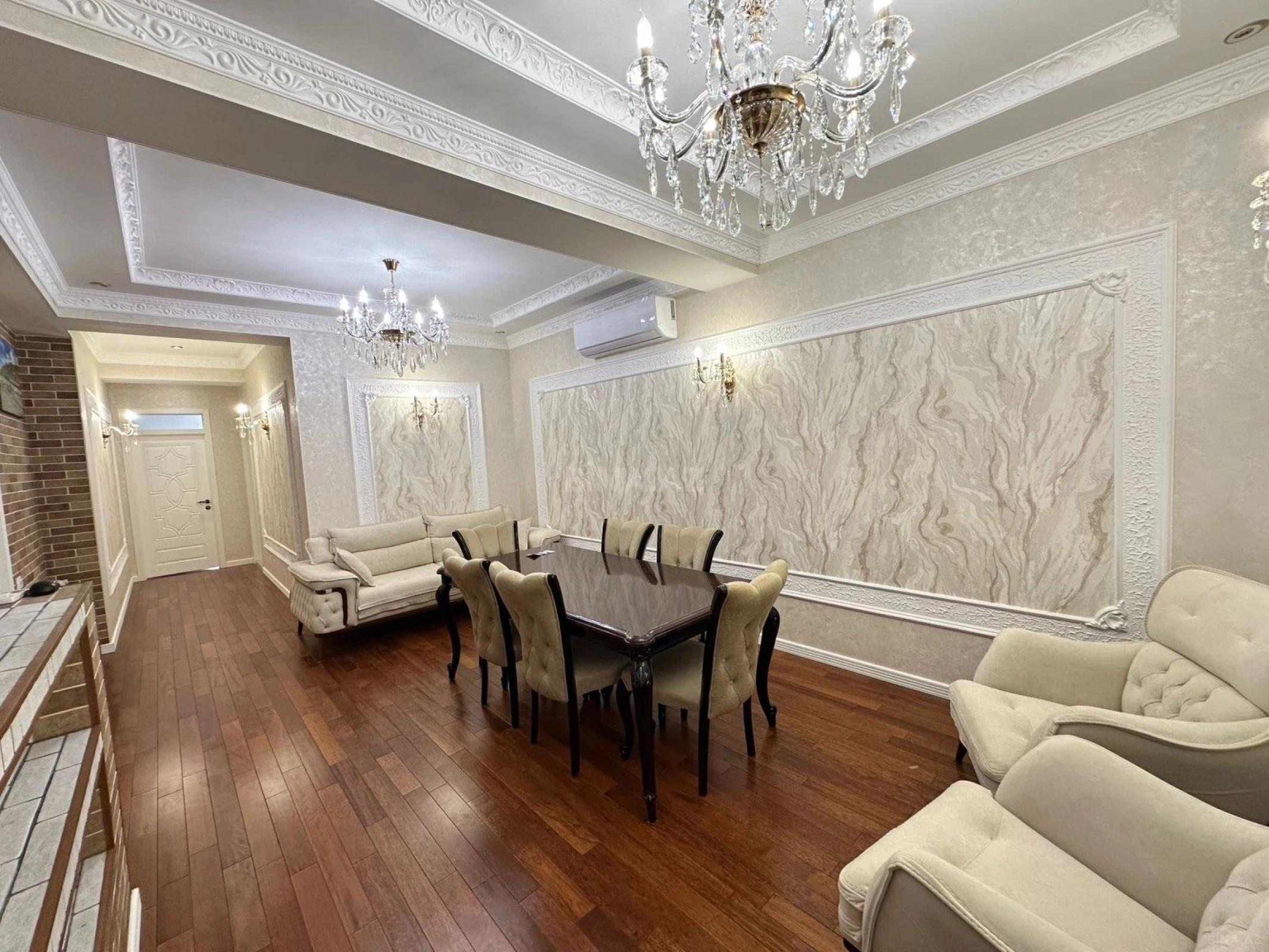 Satılır 3 otaqlı mənzil 120 m²