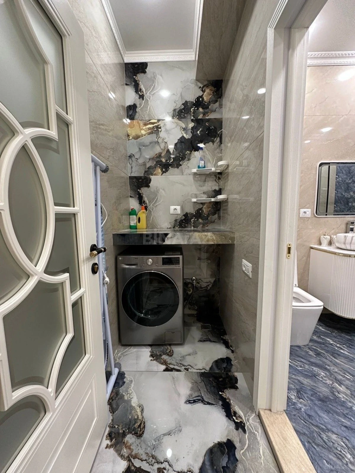 Satılır 3 otaqlı mənzil 120 m²