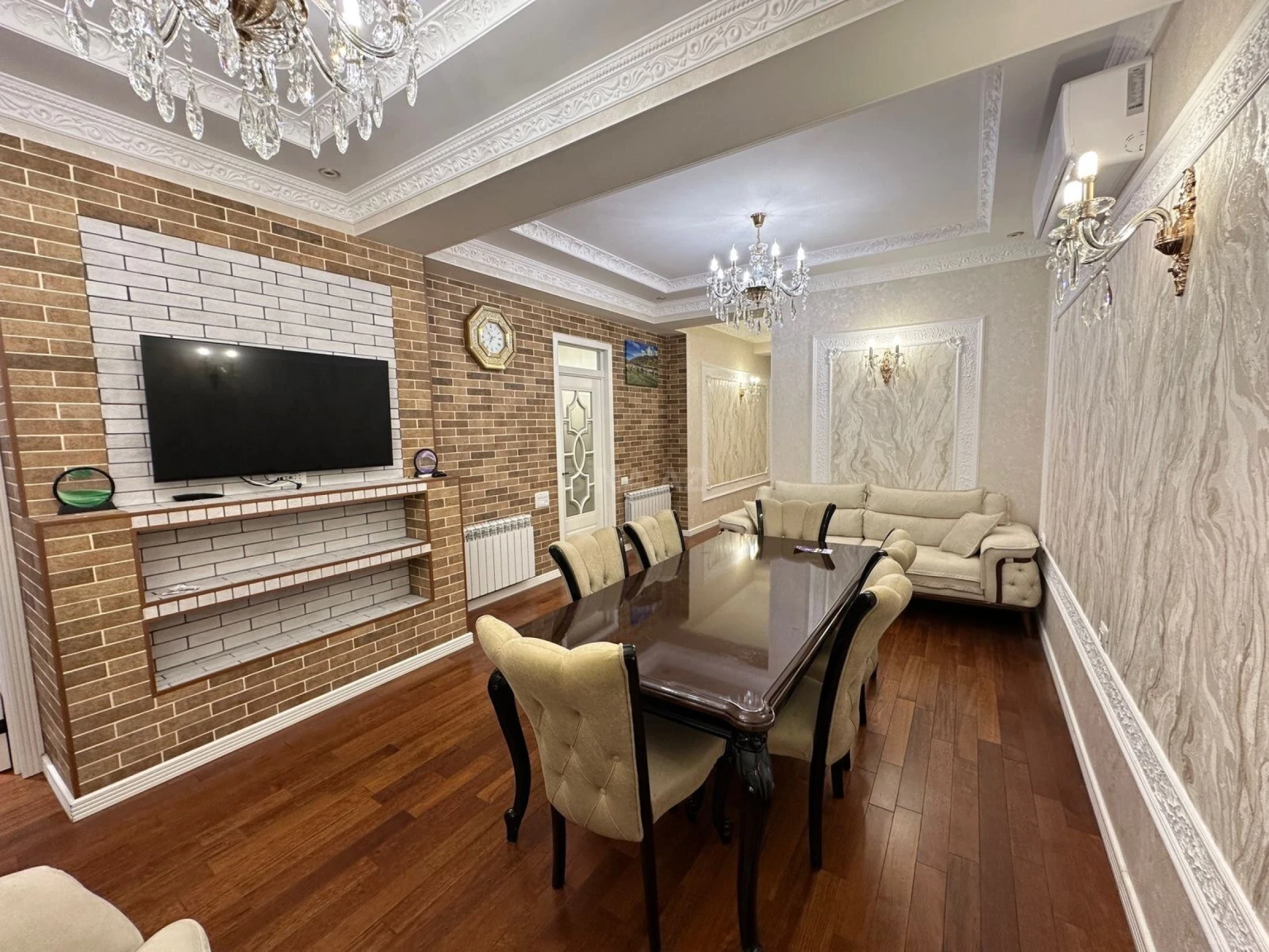 Satılır 3 otaqlı mənzil 120 m²