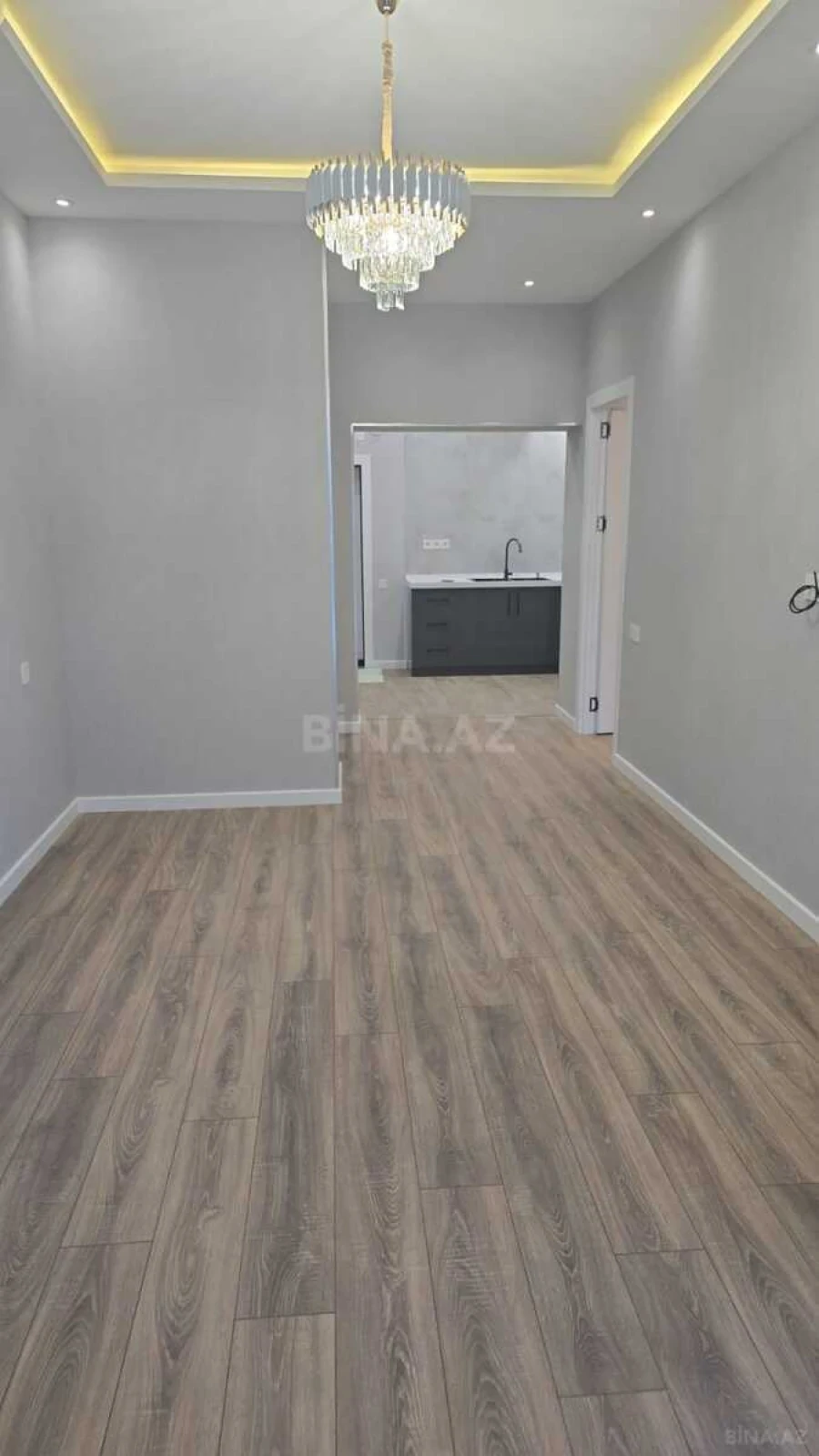 Satılır 2 otaqlı mənzil 78 m²