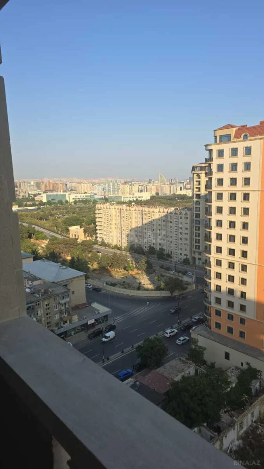 Satılır 2 otaqlı mənzil 78 m²