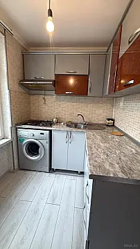 Kirayə verilir 2 otaqlı mənzil 50 m²