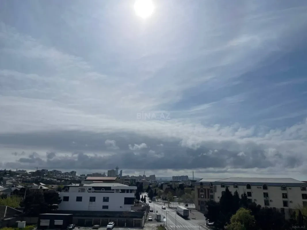 Satılır 2 otaqlı mənzil 82.7 m²