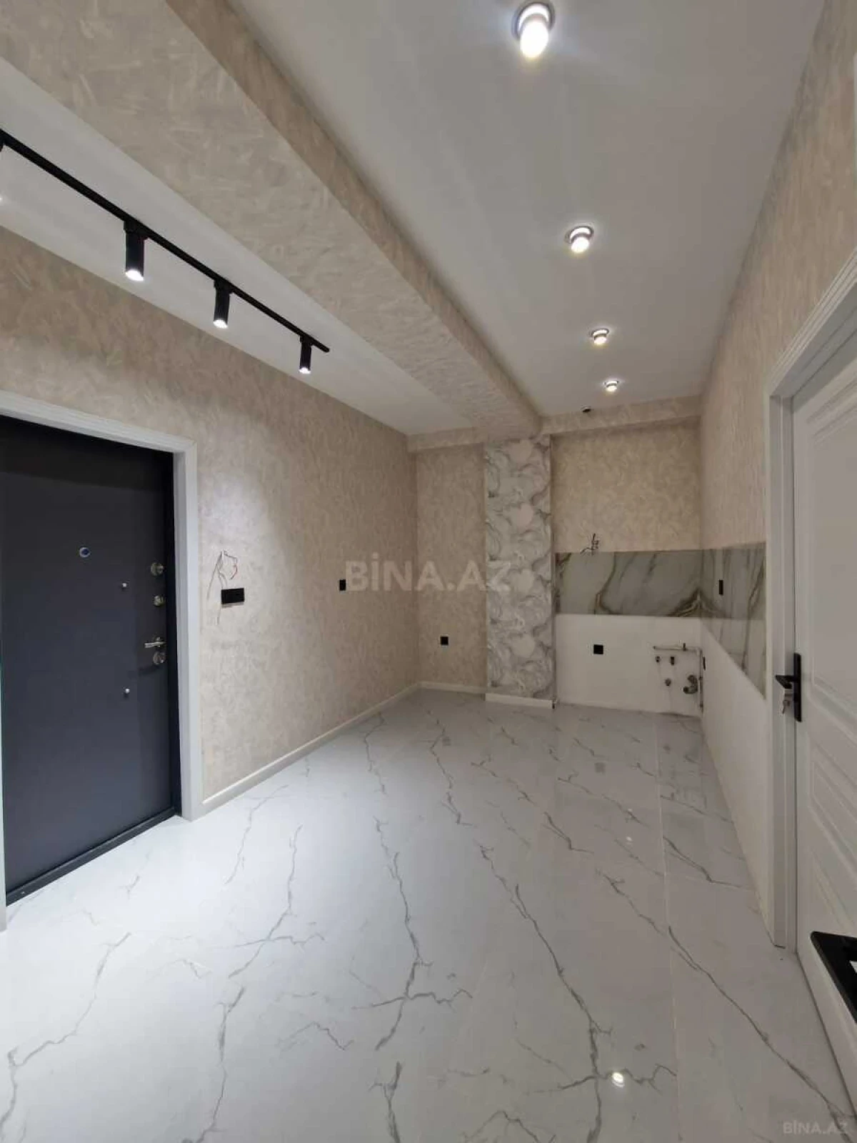 Satılır 2 otaqlı mənzil 63 m²