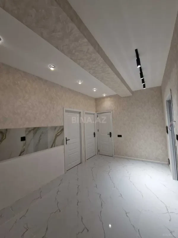 Satılır 2 otaqlı mənzil 63 m²