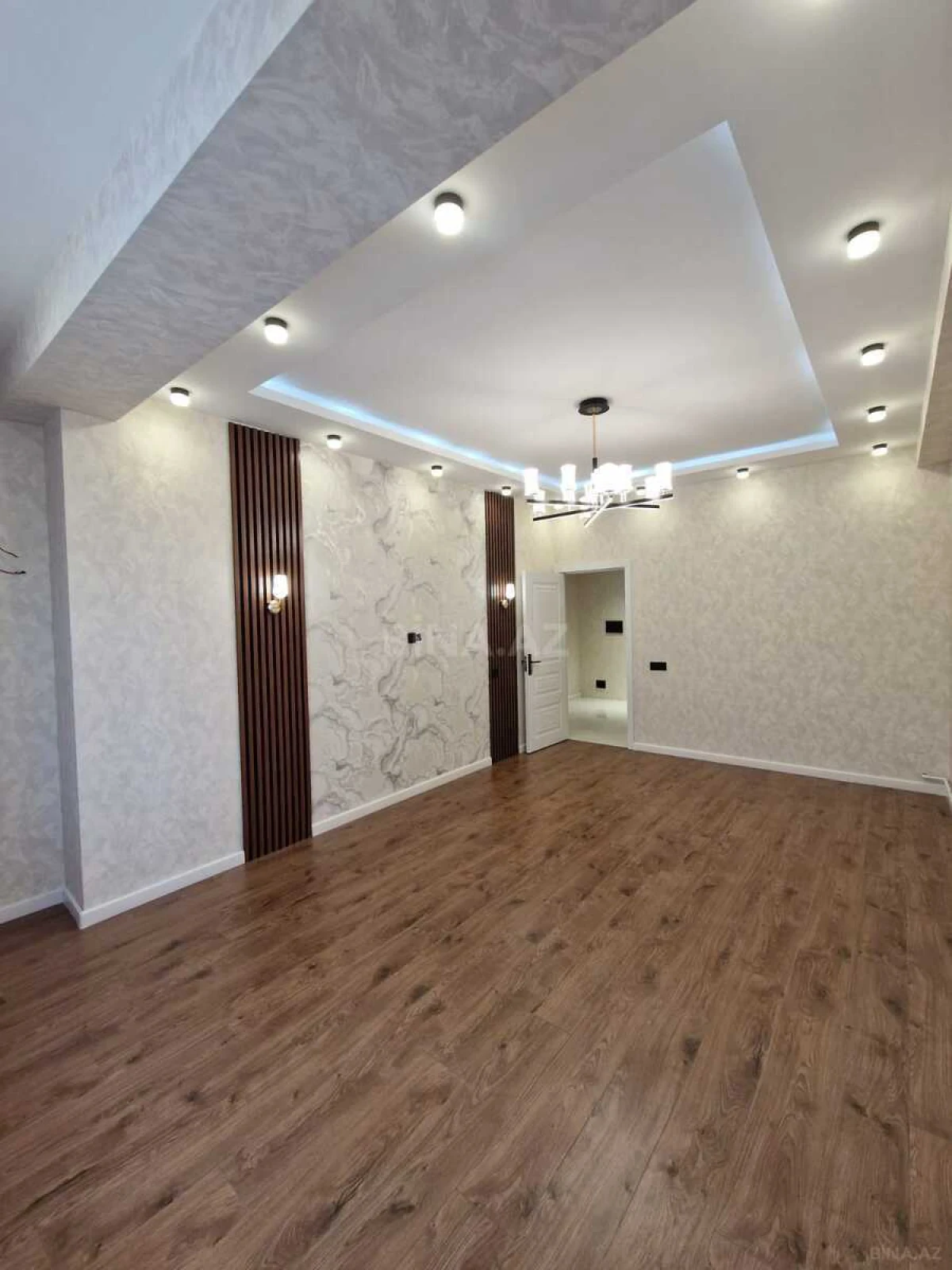 Satılır 2 otaqlı mənzil 63 m²