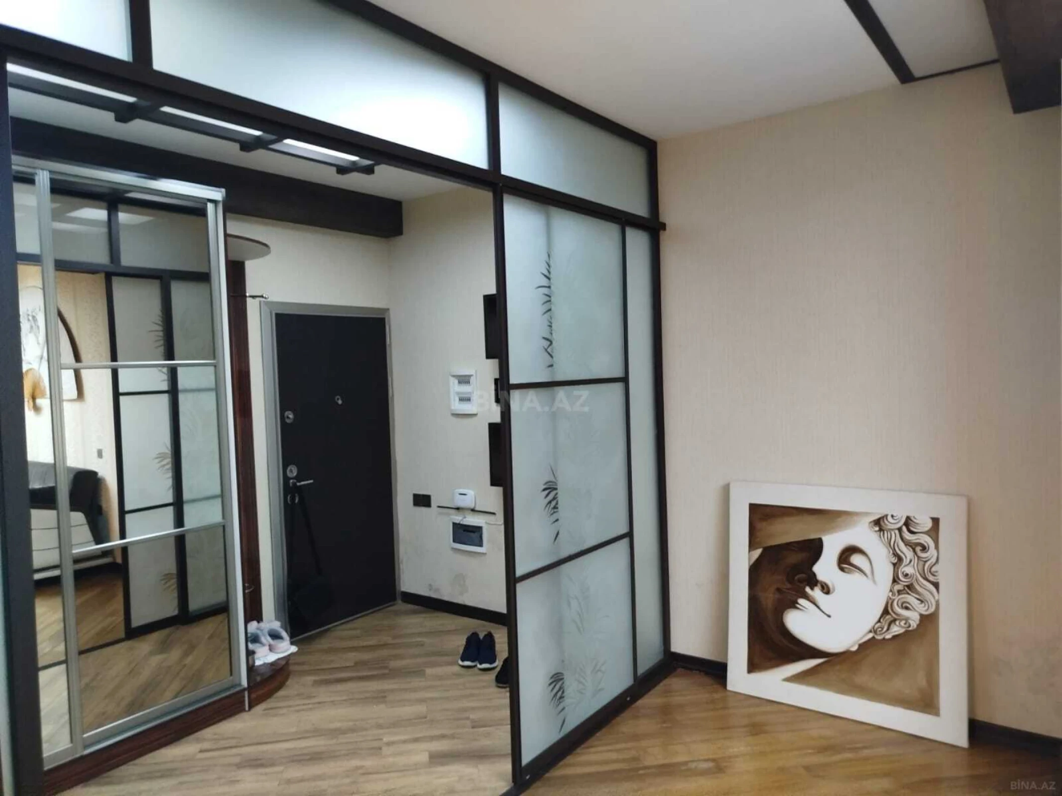 Kirayə verilir 3 otaqlı mənzil 155 m²