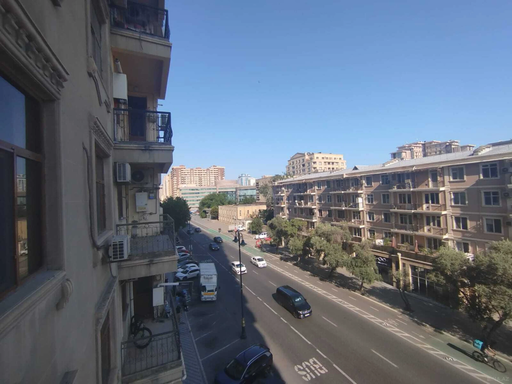 Kirayə verilir 3 otaqlı mənzil 155 m²