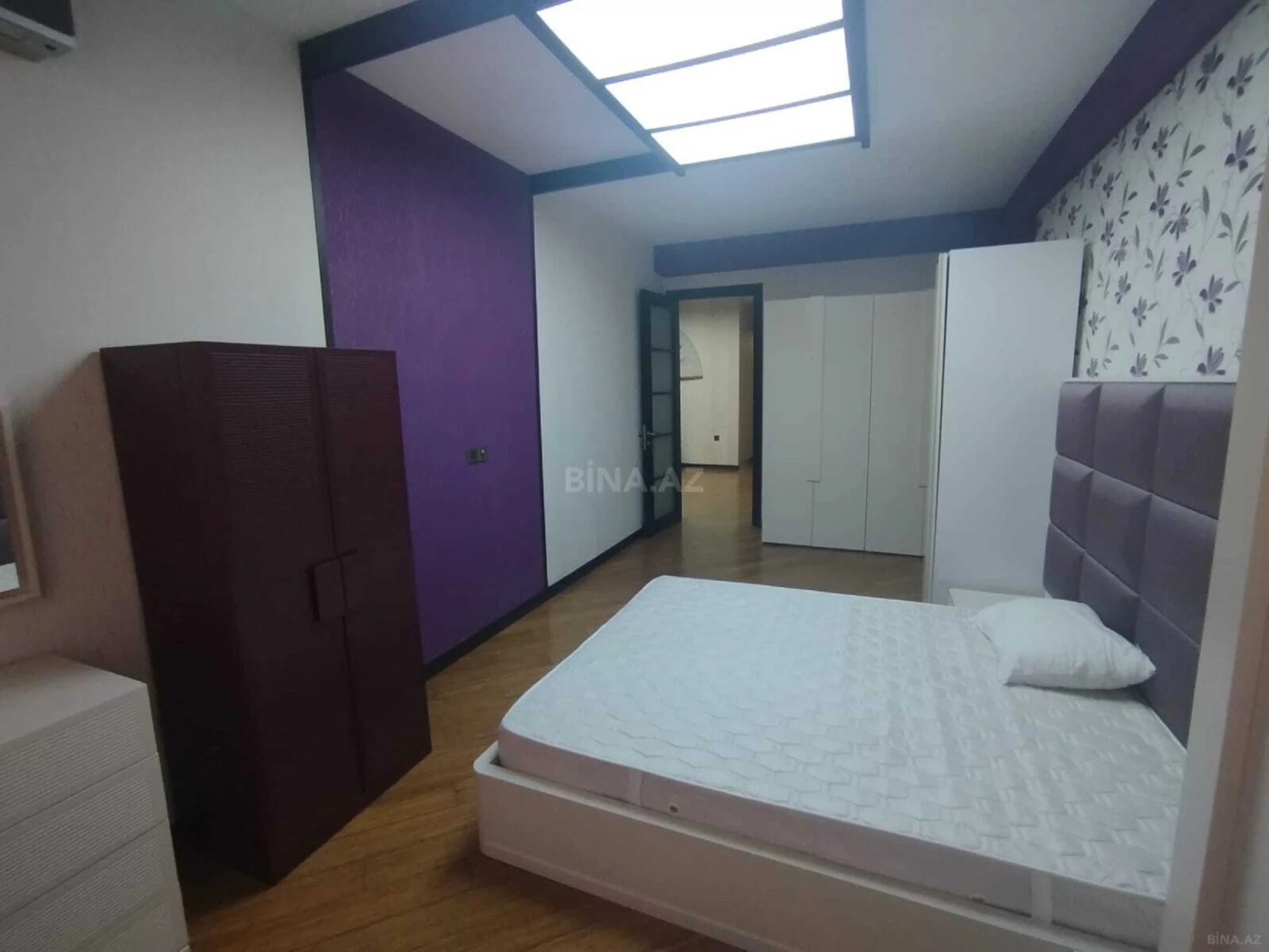 Kirayə verilir 3 otaqlı mənzil 155 m²