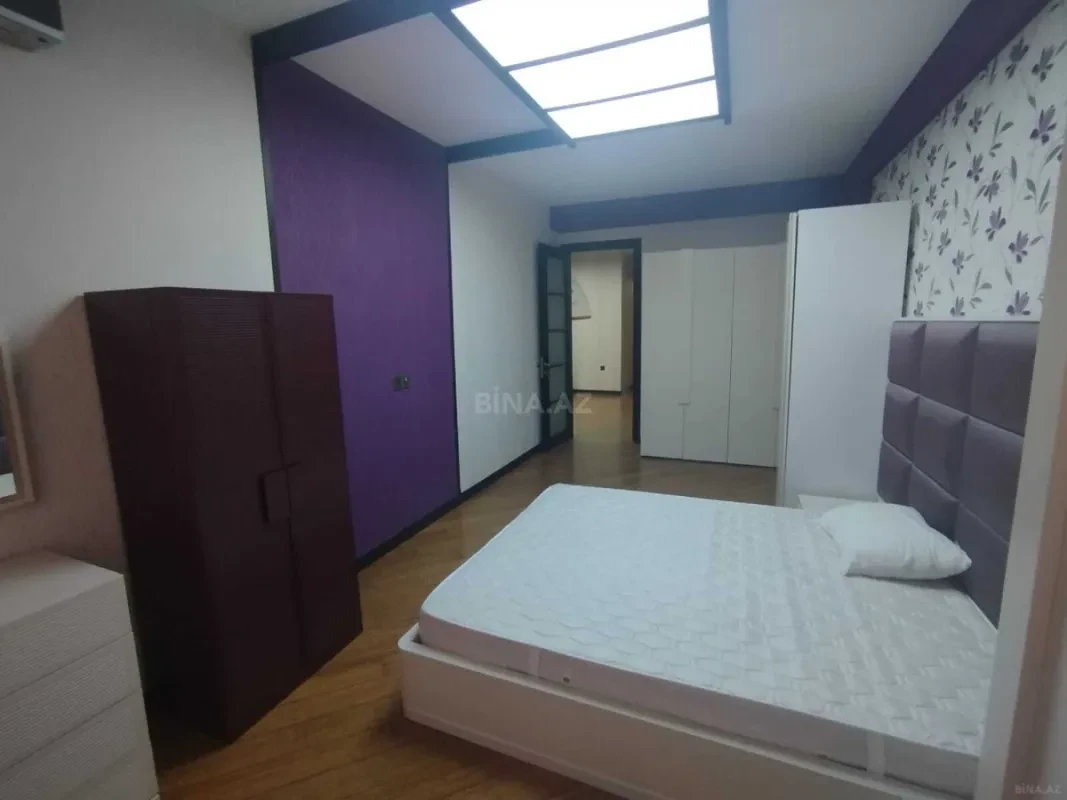 Kirayə verilir 3 otaqlı mənzil 155 m²
