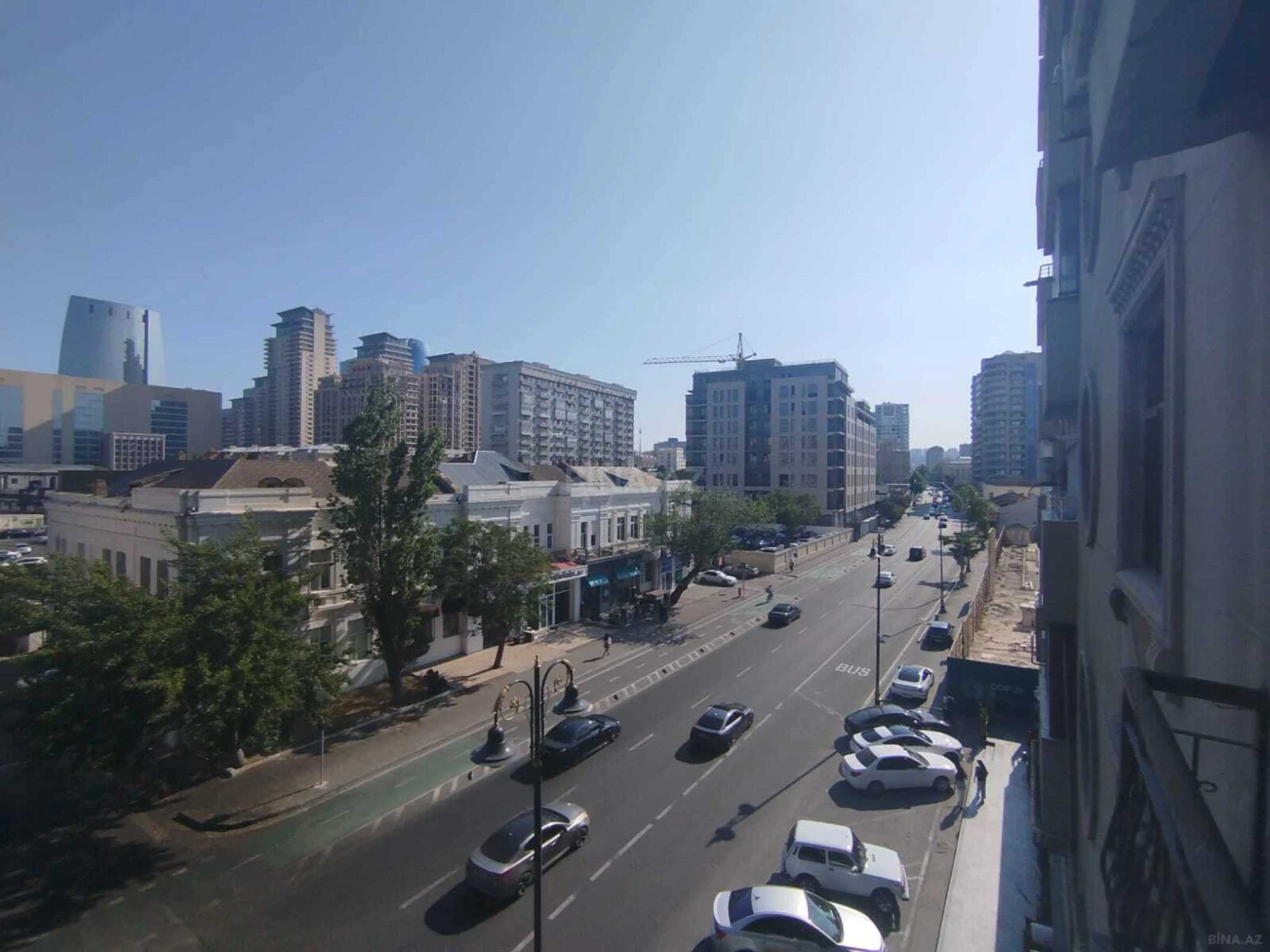 Kirayə verilir 3 otaqlı mənzil 155 m²