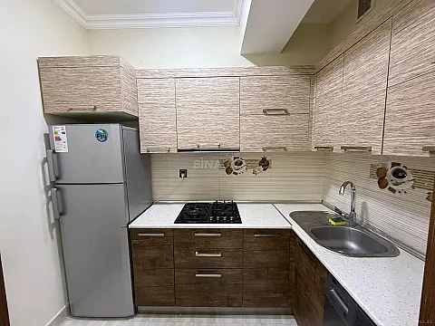 Kirayə verilir 2 otaqlı mənzil 60 m²