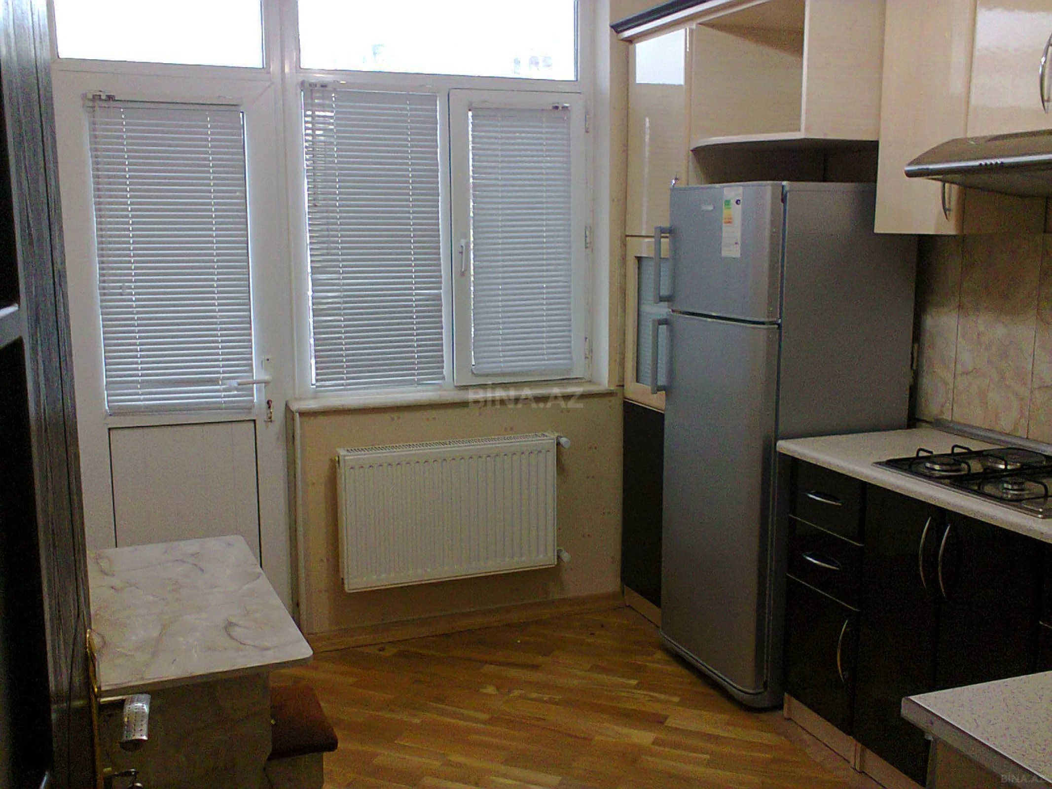 Kirayə verilir 3 otaqlı mənzil 77 m²