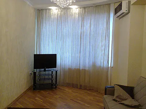 Kirayə verilir 3 otaqlı mənzil 77 m²