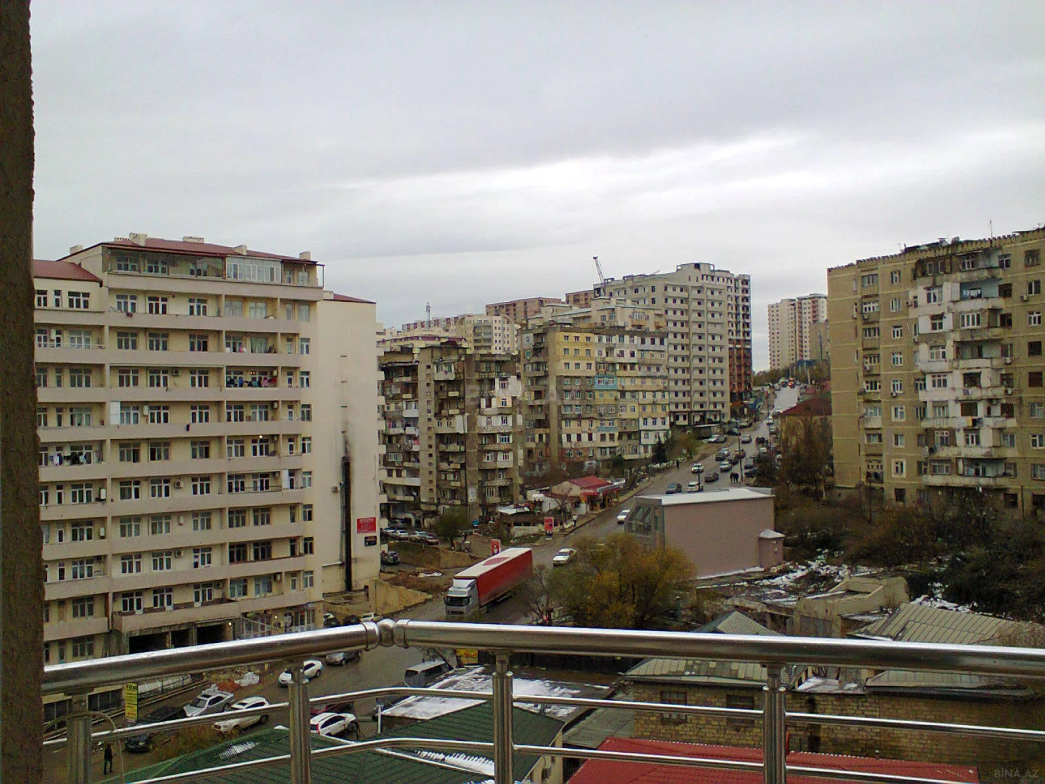 Kirayə verilir 3 otaqlı mənzil 77 m²