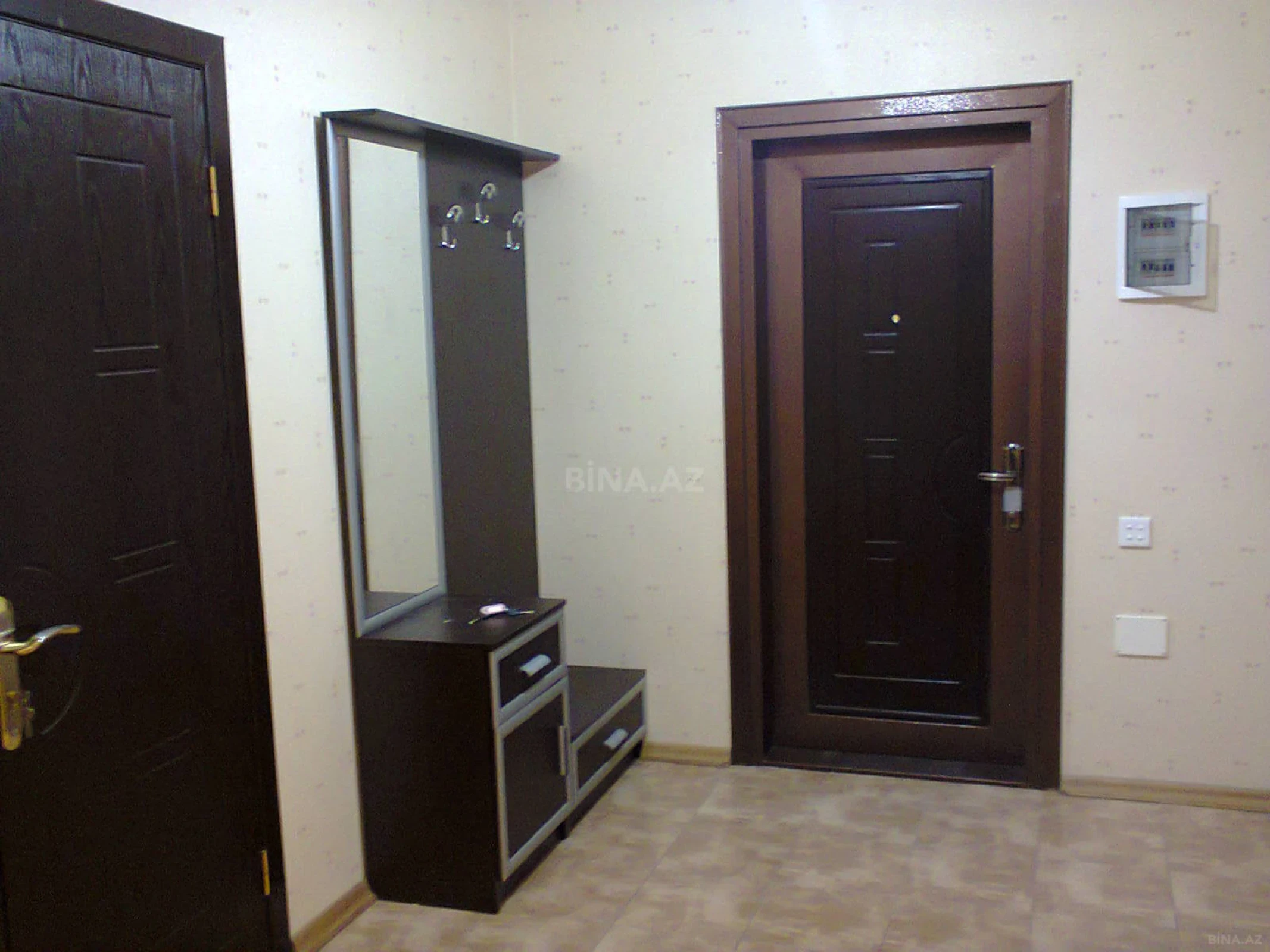 Kirayə verilir 3 otaqlı mənzil 77 m²