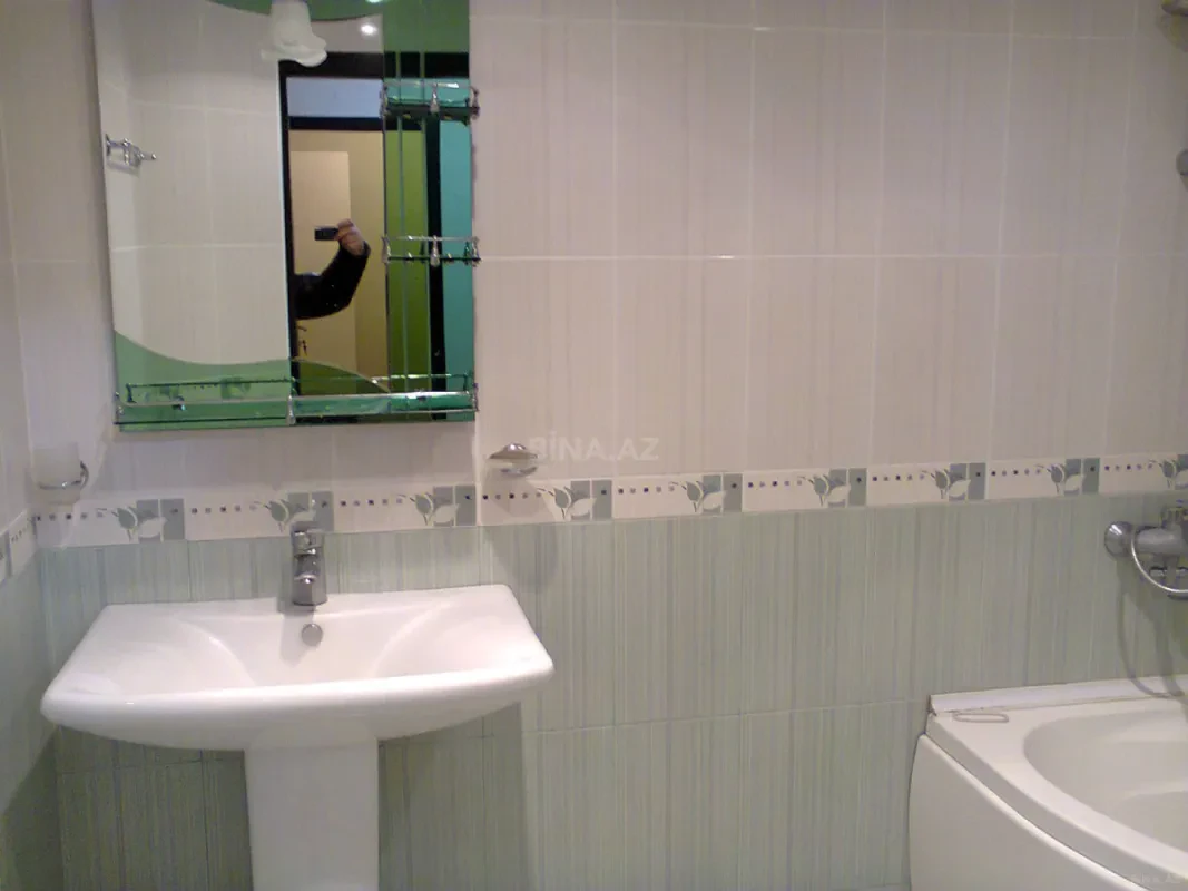 Kirayə verilir 3 otaqlı mənzil 77 m²