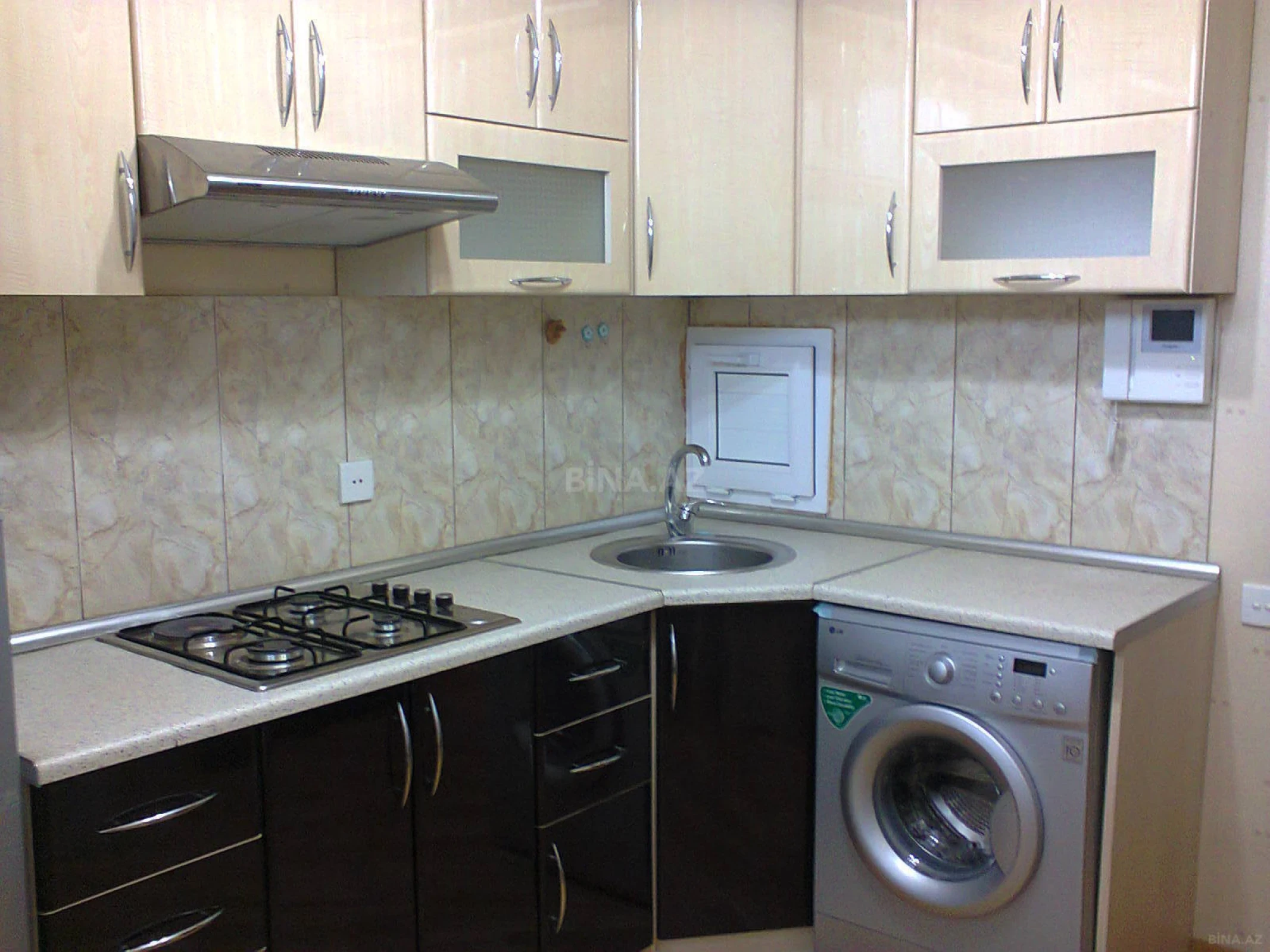 Kirayə verilir 3 otaqlı mənzil 77 m²