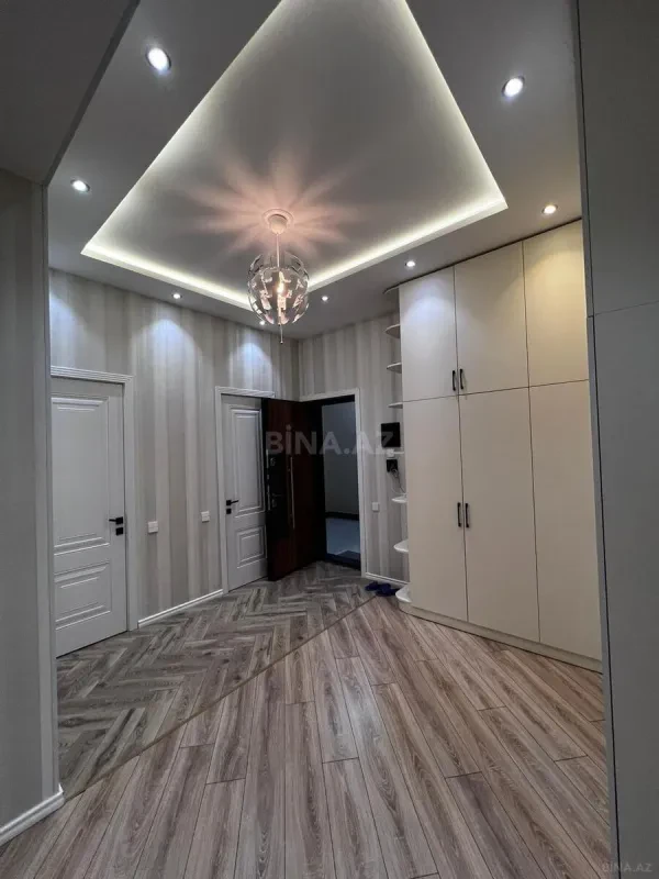 Kirayə verilir 3 otaqlı mənzil 120 m²