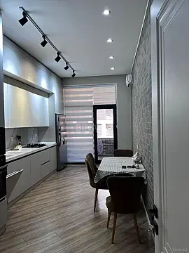 Kirayə verilir 3 otaqlı mənzil 120 m²