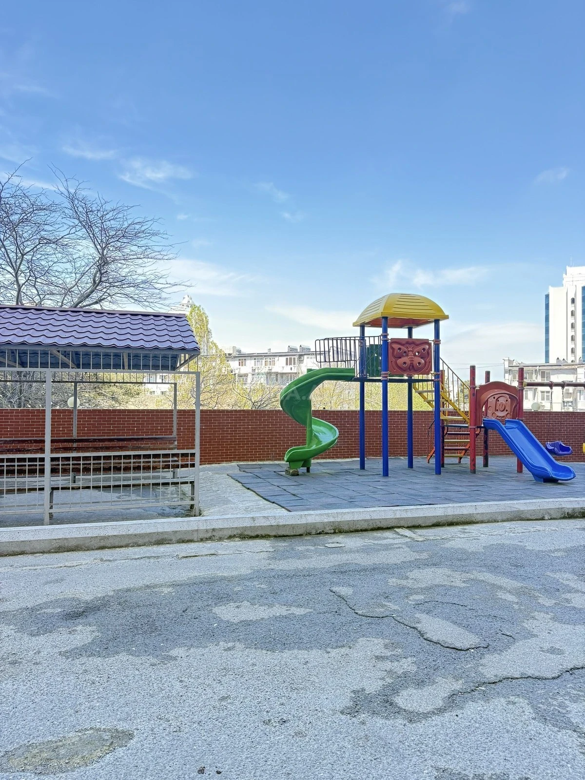 Satılır 3 otaqlı mənzil 70 m²