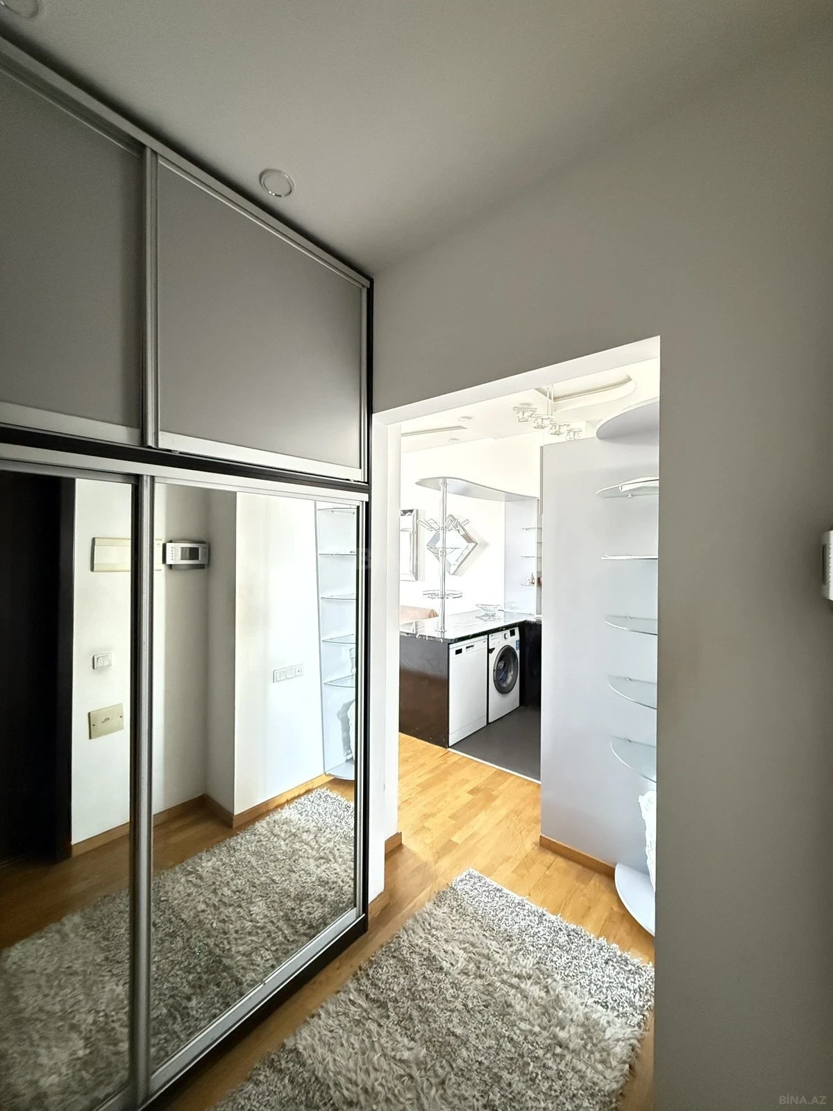 Satılır 3 otaqlı mənzil 70 m²
