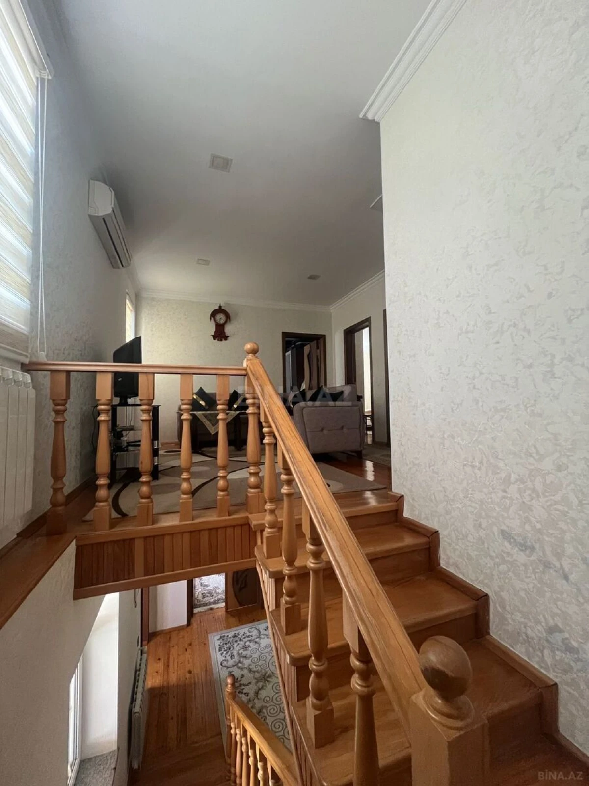 Satılır 5 otaqlı həyət evi 188 m²