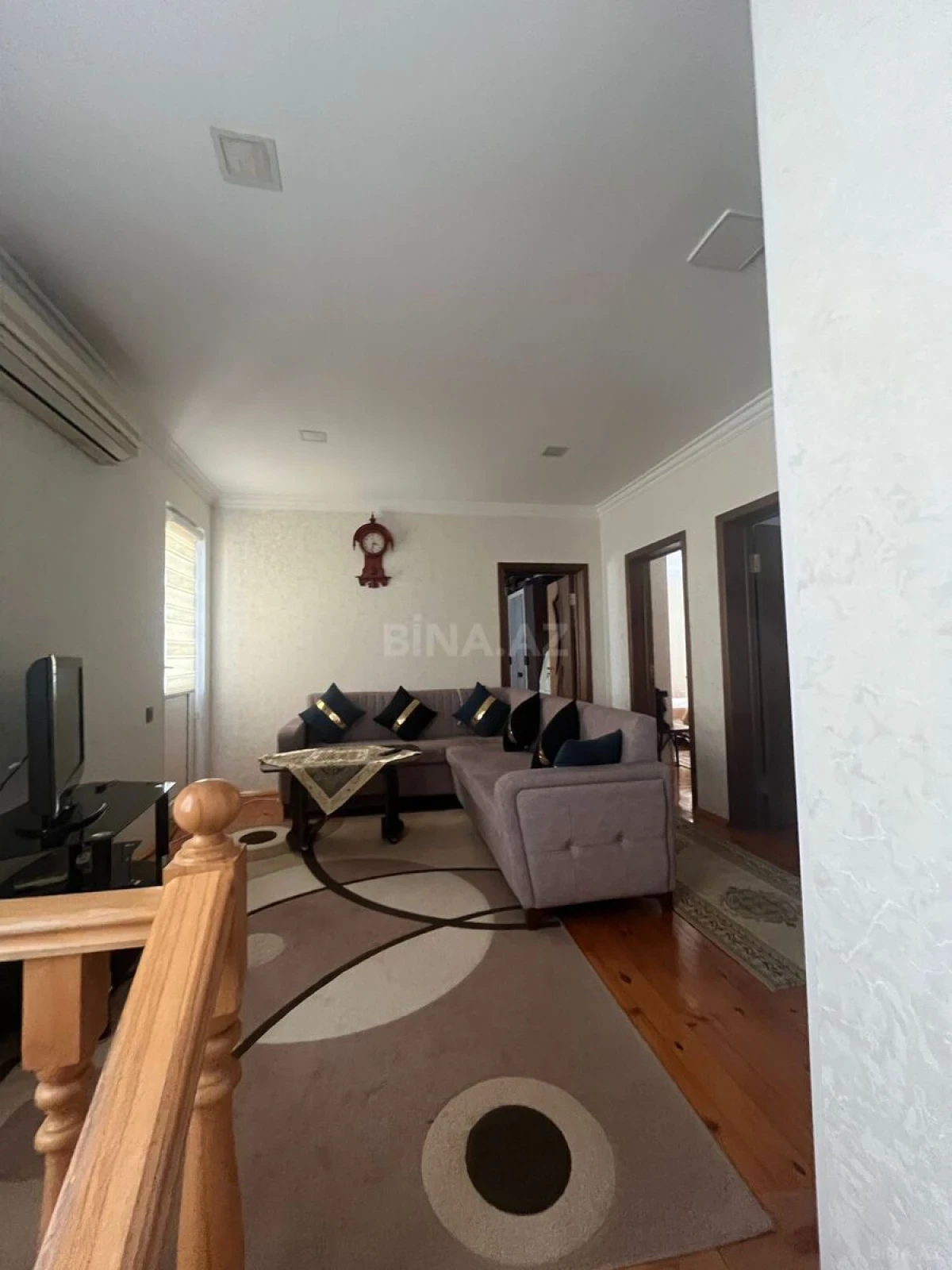 Satılır 5 otaqlı həyət evi 188 m²