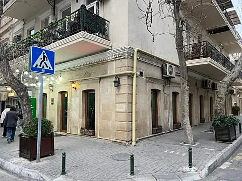 Kirayə verilir obyekt 90 m² — Bakı, Sahil qəs. 90.00 m²