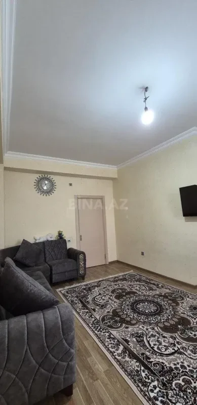 Satılır 2 otaqlı mənzil 85 m²