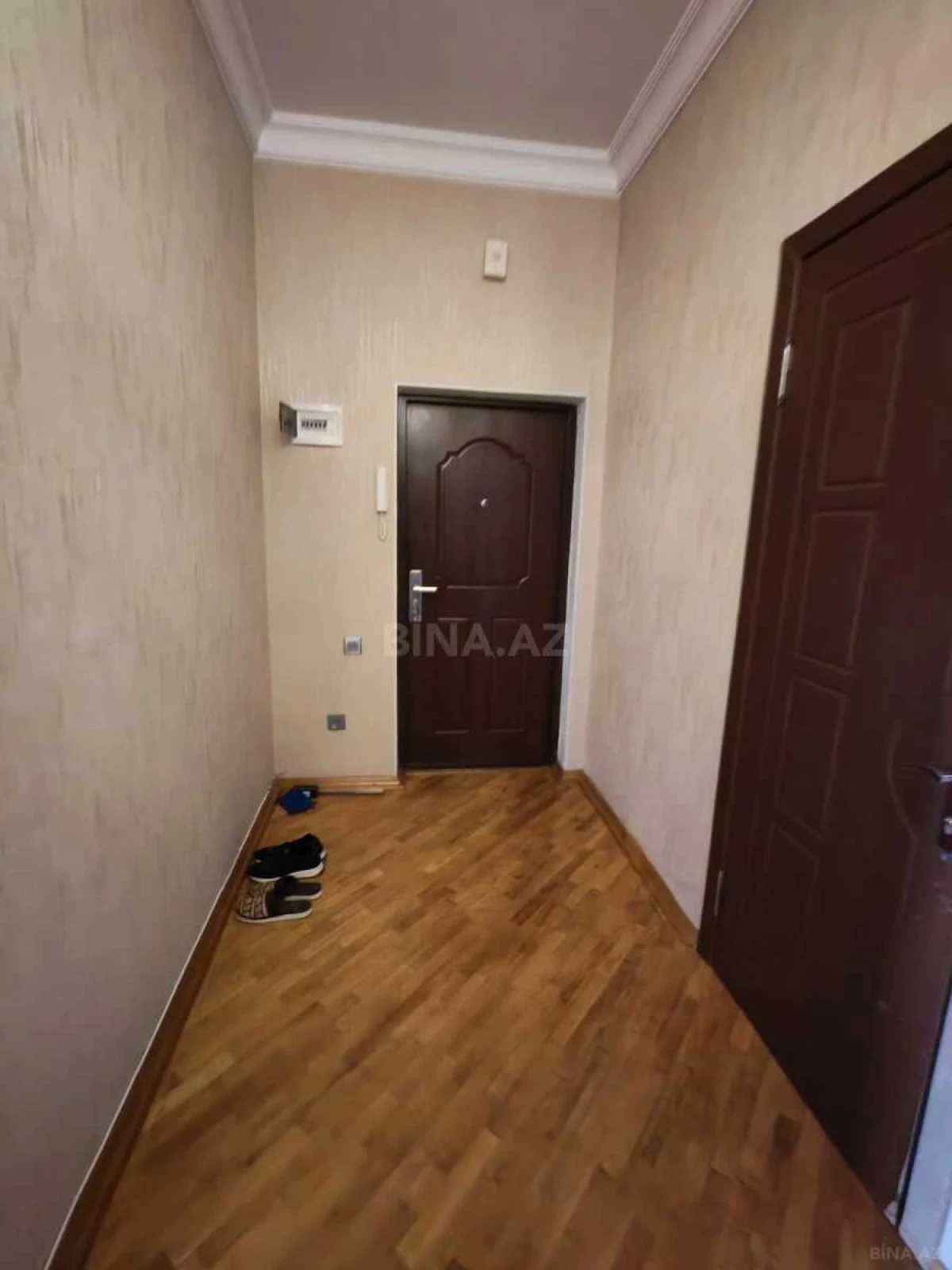 Kirayə verilir 2 otaqlı mənzil 90 m²