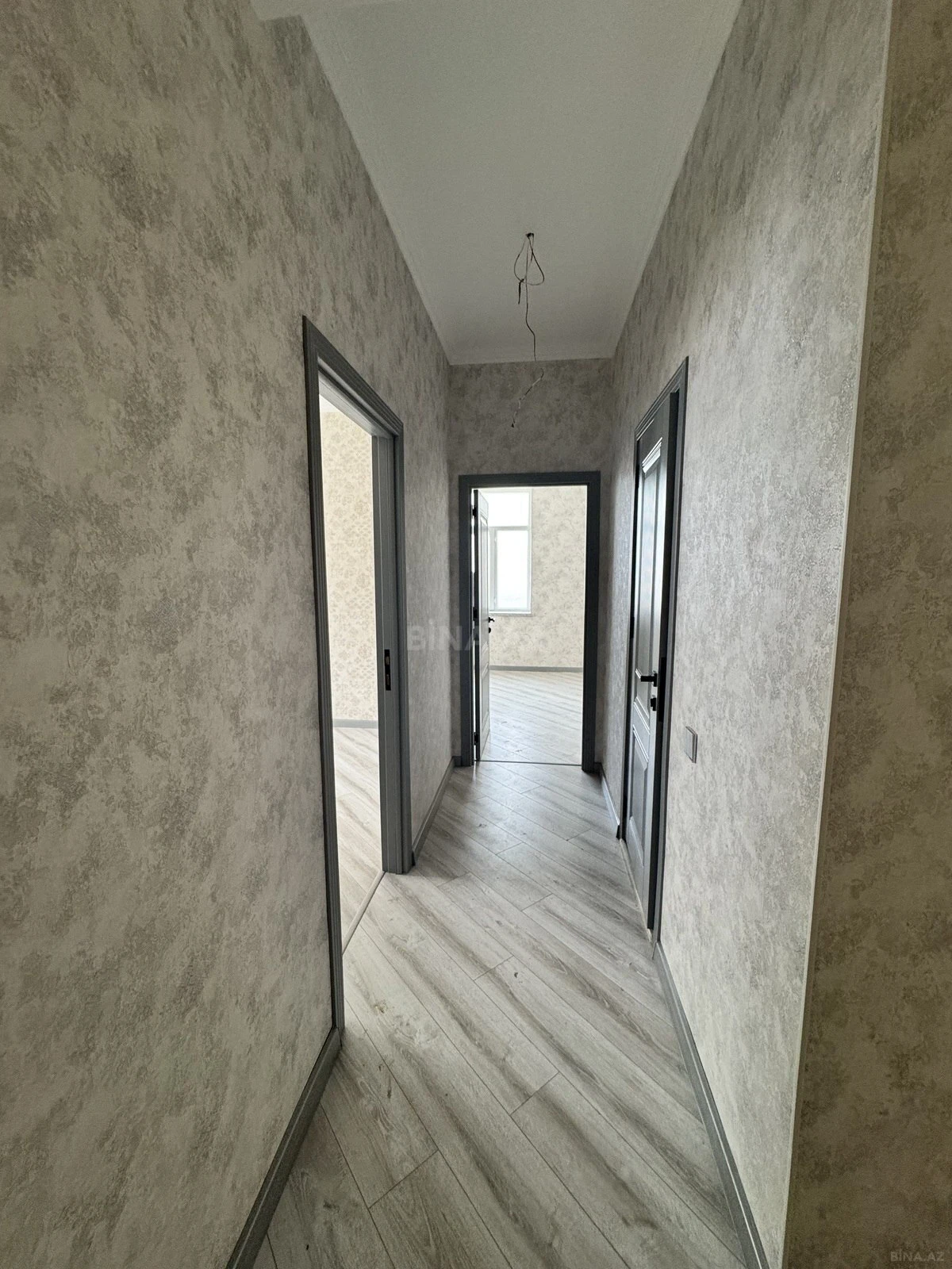 Satılır 3 otaqlı mənzil 77 m²